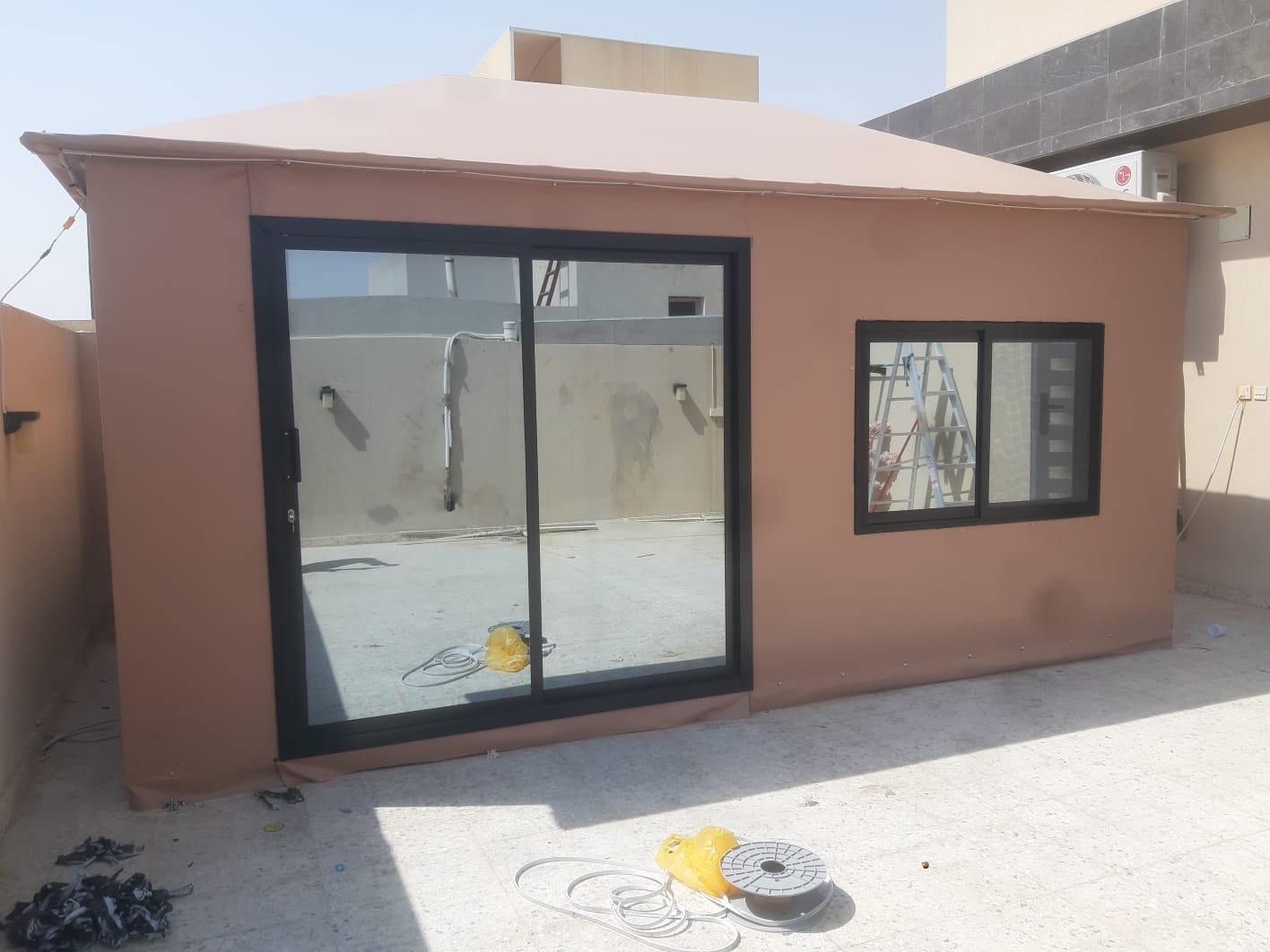 تظليل جلسات خارجية عصرية بالرياض