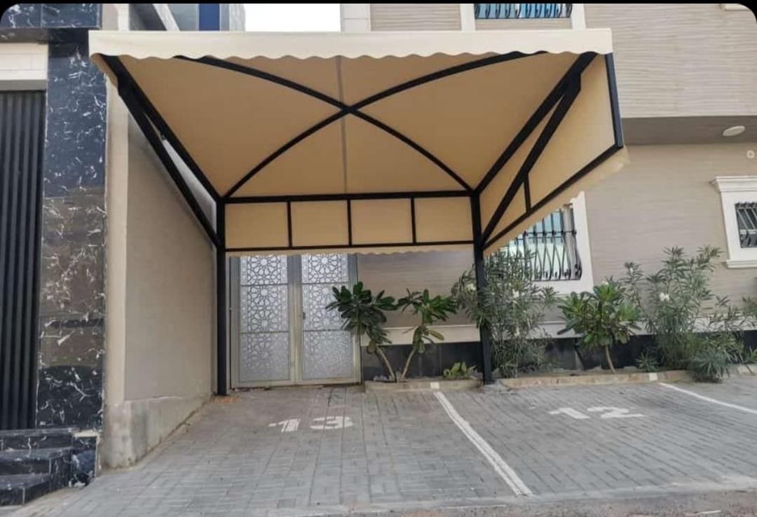 تنفيذ خيام الرياض